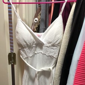 White summer dress size small